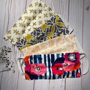 *RESERVED* 4 adult face masks